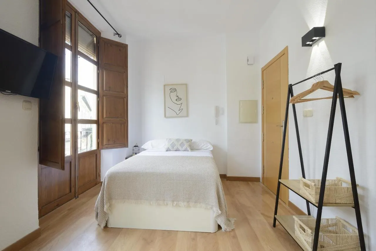 Lightbooking Las Capuchinas Granada Apartment